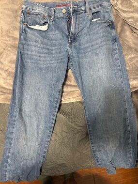 Lucky Brand Men’s Light Wash Straight Jeans